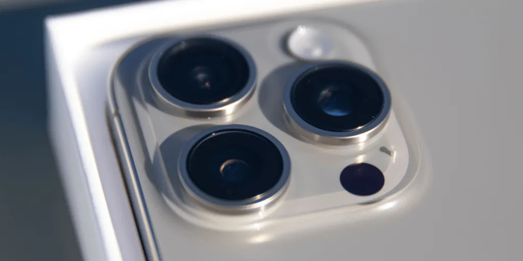 iPhone 15 Pro Maxのカメラ